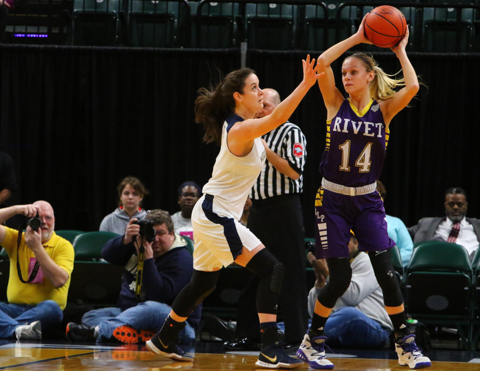Gallery: Girls Basketball State Finals: Marquette Catholic vs. Vincennes Rivet